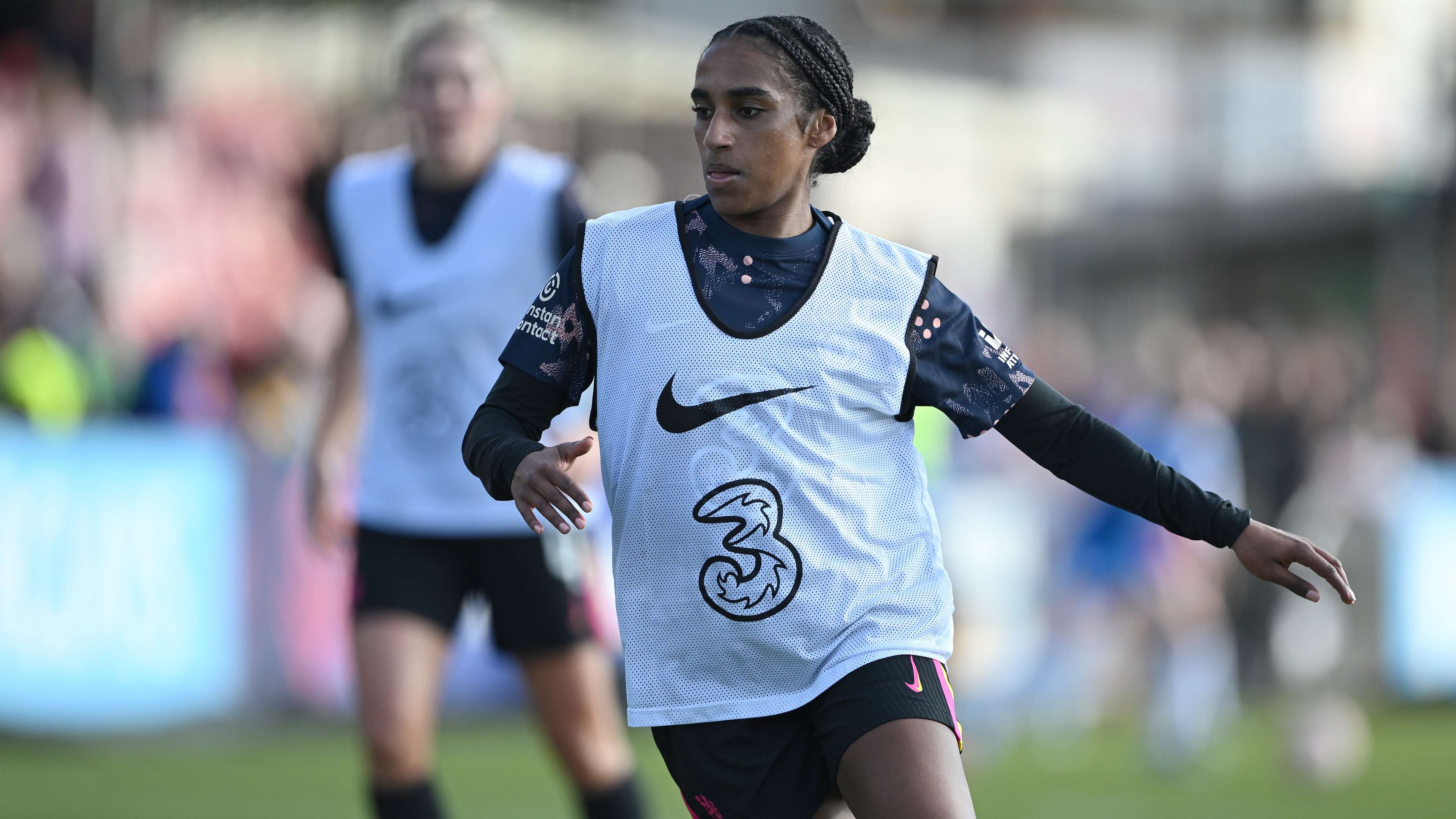 的支撑下 的支撑下